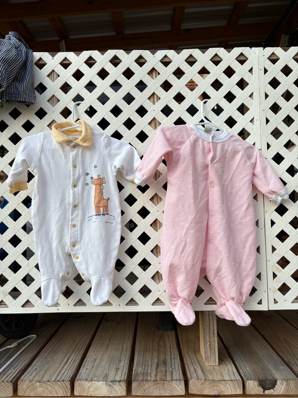 Two vintage footed baby outfits.
Vintage Carter 0-3M
Vintage Babygro 3-6M